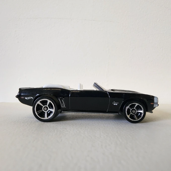 hot wheels camaro 1969 conversível